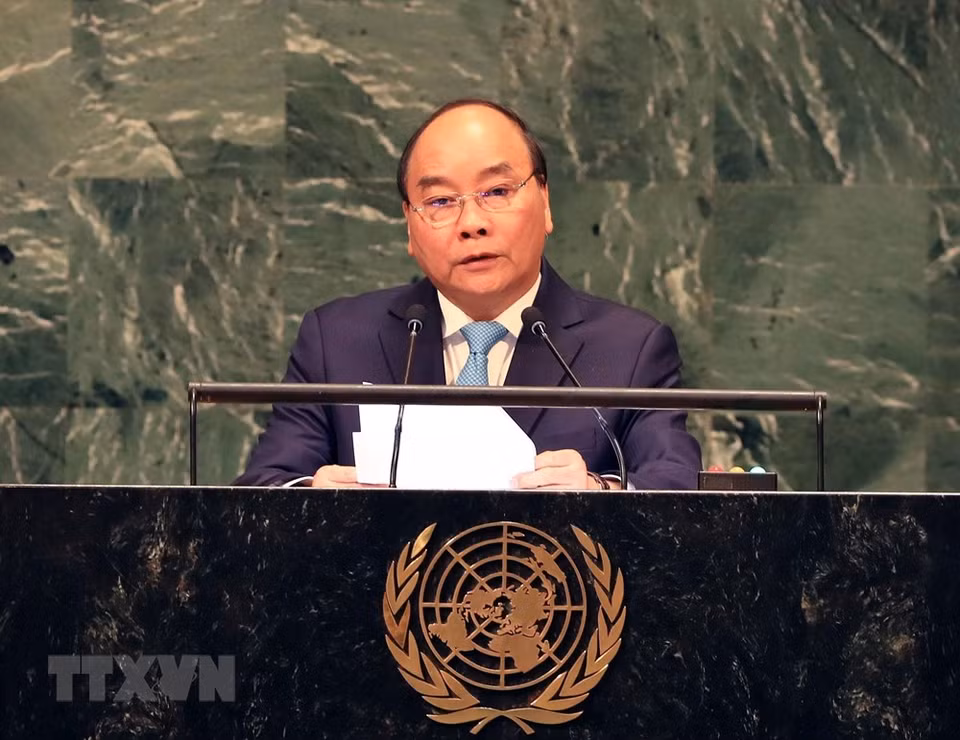 越南政府总理阮春福在第73届联合国大会一般性辩论上发表讲话。越通社记者 统一 摄