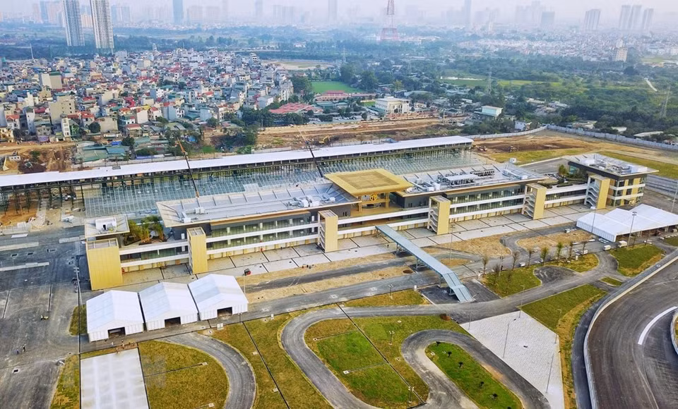 维修站大楼（Pit Building）——世界一级方程式赛车越南站的重点工程之一。越通社记者 成达 摄
