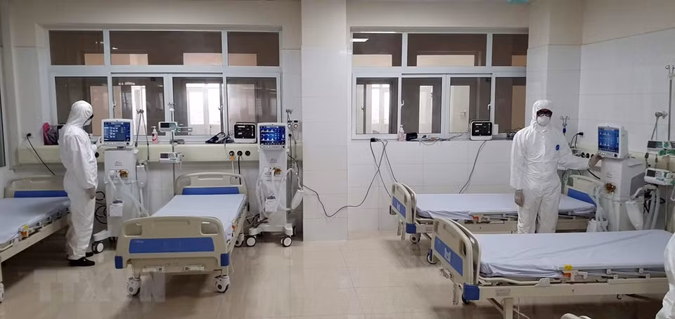 该医院所有医务人员可随时执行全天候值班任务。越通社记者 德孝 摄