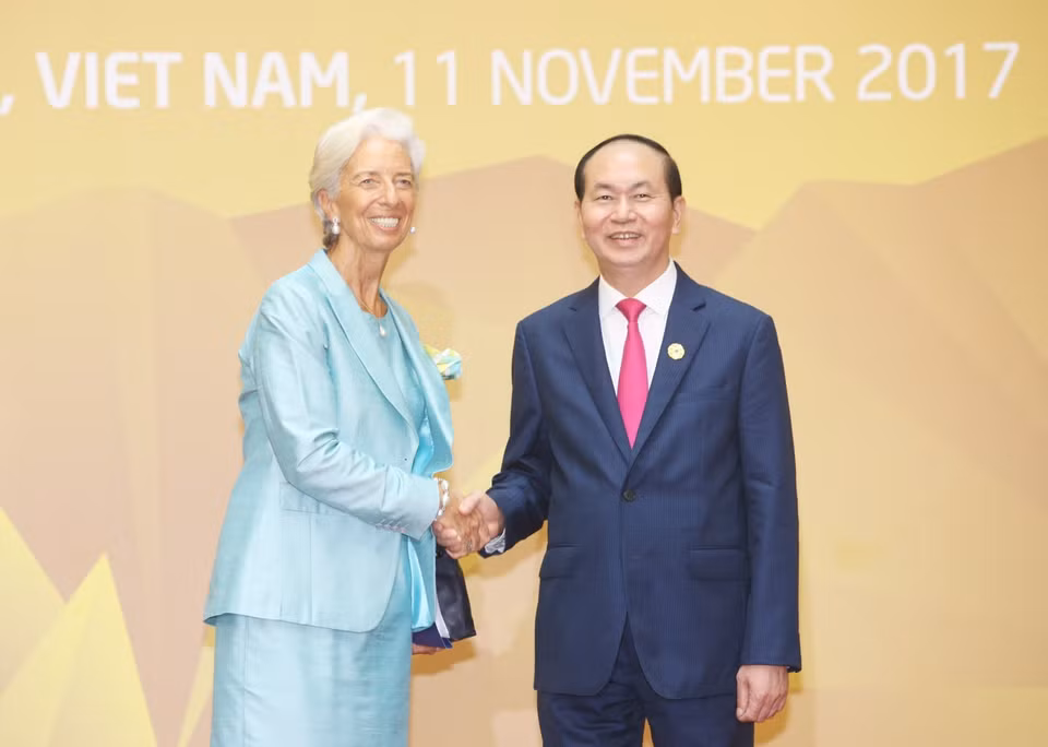 国家主席陈大光欢迎国际货币基金组织总裁克里斯蒂娜·拉加德。（图片来源：越通社）