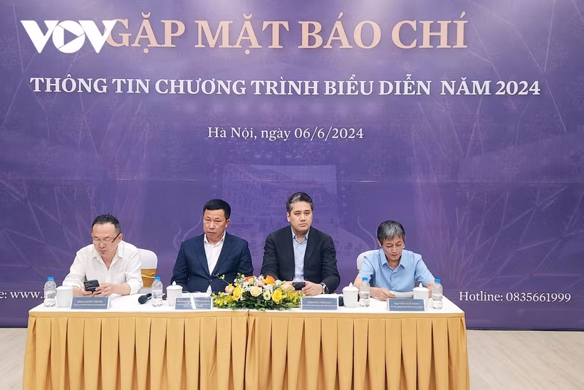 系列艺术活动公布仪式。图自《越南之声》