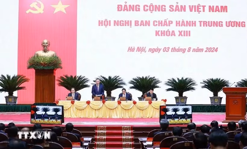 越南共产党第十三届中央委员会召开会议。越共中央总书记、国家主席苏林在会议上发言。图自越通社