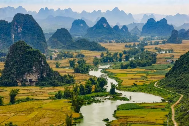 美丽宁静的自然景观是越南吸引国际游客的因素之一。图自Vietnam+
