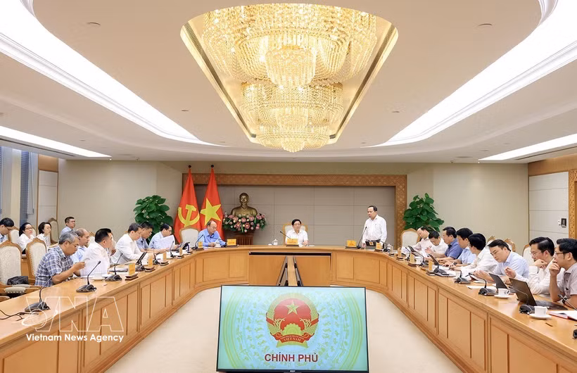 越南政府副总理胡国勇就战略技术发展任务的实施情况召开会议。图自越通社
