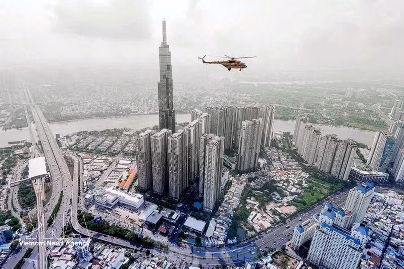 胡志明市——越南重点经济、文化和旅游中心。图自越通社