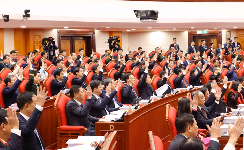 越共中央委员出席大会。图自越通社