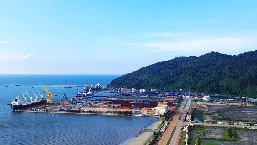 顺化市真云港将发展成为大型转运港和国际物流系统。图自thoibaotaichinhvietnam.vn