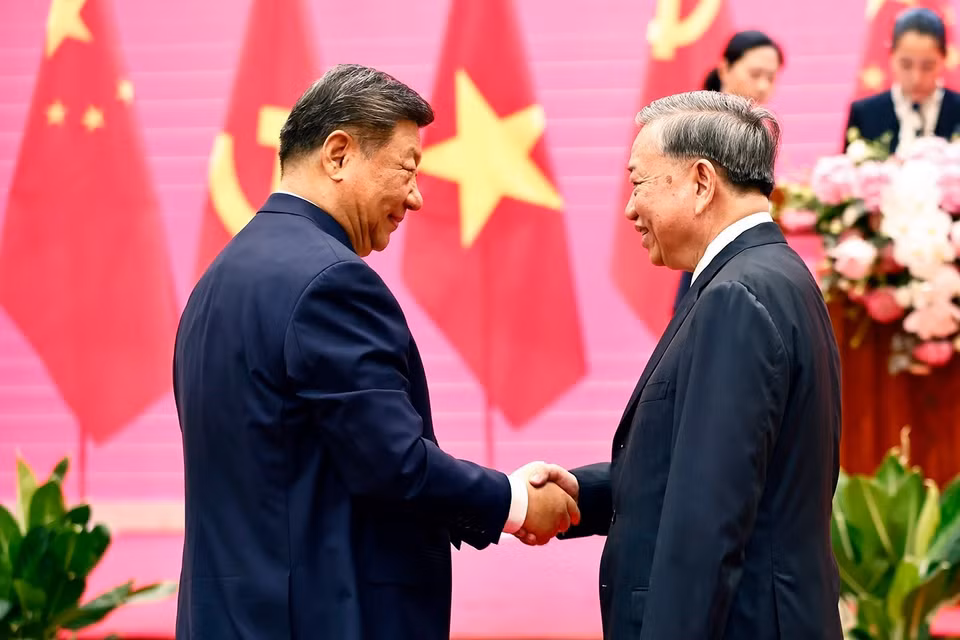 越共中央总书记与中共中央总书记、国家主席习近平出席中越人民联欢。图自 越通社