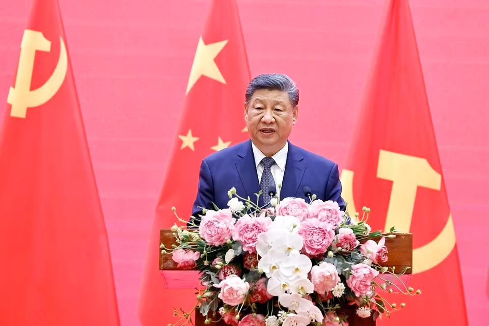 中共中央总书记、国家主席习近平在中越人民联欢上发表讲话。图自 越通社