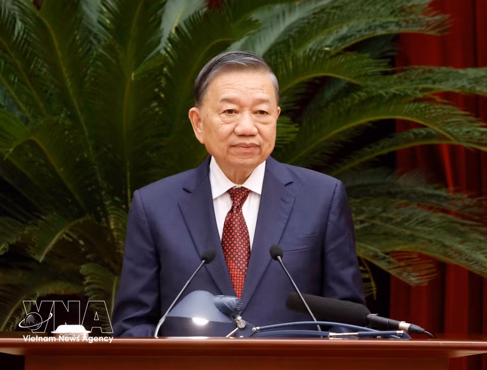 越共中央总书记、国家主席苏林在越共十四届三中全会上发致闭幕词。图自 越通社