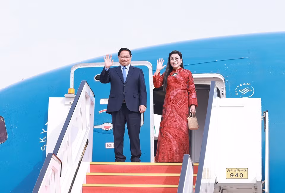 越南政府总理范明政与夫人开始对科威特进行正式访问。图自 越通社