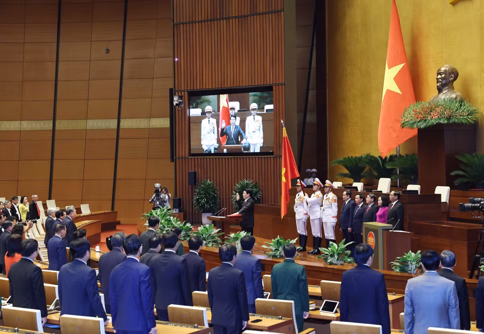 10月21日下午，第十五届国会已投票选举梁强为2021-2026年任期越南社会主义共和国主席。