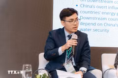 潘春勇为越共十四大文件草案提出意见。图自越通社