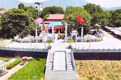 清化省各处祠庙和圣母府所散发的传统信仰魅力，正吸引着海内外游客纷至沓来。图自人民报