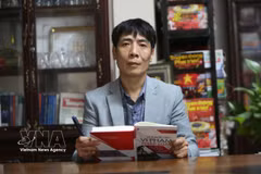 越南祖国阵线中央委员会下属干部培训与科学研究院副院长邓武景灵。图自越通社