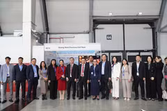 出席展览会的广宁省工作代表团。图自越通社