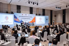 第九届越美商务峰会现场。图自越通社