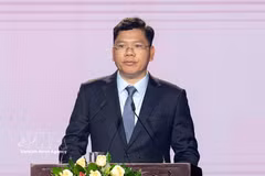 胡志明市人民委员会副主席黄元营。图自越通社