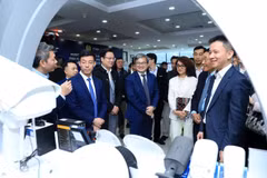 河内科技交易所一楼的科技展示与演示空间。图自Chinhphu.vn
