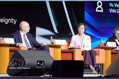 越通社社长武越庄在“4.0时代假新闻对话”国际论坛上发表讲话。图自越通社