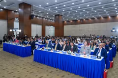 第三届首都经济论坛（CEF III 2026）8日下午在河内举行。图自新河内报