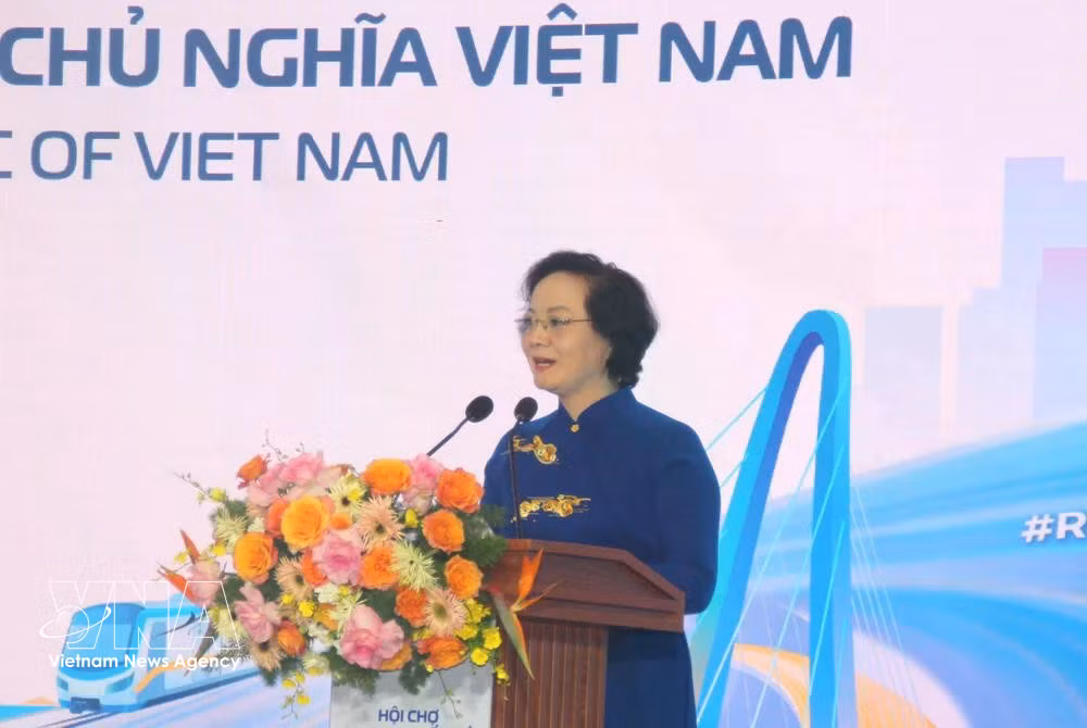 vnanet-potaldiendanvoichudedulichmicetrongkynguyenmoi8986854.jpg