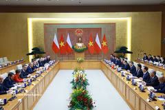 越南政府总理黎明兴与波兰总理唐纳德·图斯克举行会谈