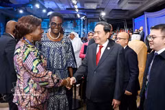 越南国会主席陈青敏出席IPU-152开幕式及其相关活动