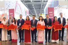 越南企业在第34届俄罗斯莫斯科国际食品展推介各种优质产品