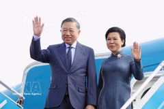 越共中央总书记、国家主席苏林偕夫人启程对俄罗斯进行国事访问、对法国进行正式访问并出席国际太空峰会。图自越通社 