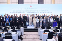 与会代表合影。图自越通社