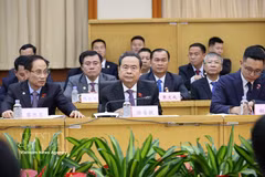 越南国会主席陈青敏出席北京三级人大经验交流座谈会。图自越通社
