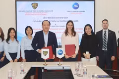 谅解备忘录签署仪式。图自《人民报》
