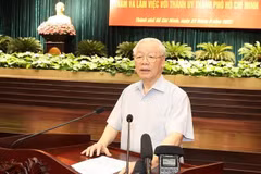 越共中央总书记阮富仲：胡志明市应进一步发挥火车头作用
