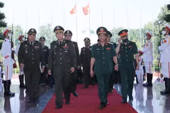 柬埔寨王家军队代表团对越南进行正式访问