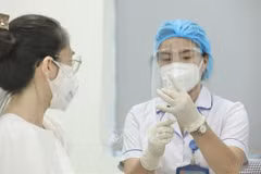 加快推进18 岁以上人群第3剂次新冠疫苗接种工作