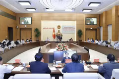 党有关土地的新主张必须通过法律具体化
