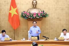 政府总理范明政主持召开8月份立法专题会议