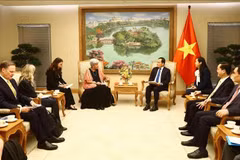 越南政府副总理陈流光会见美国商务部副部长玛丽莎·拉戈