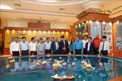 古巴希望加强石油和天然气行业工会经验交流