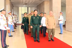 越南国防部工作代表团对古巴进行工作访问