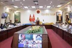 越南农业与农村发展部工作代表团与平顺省人民委员会举行的工作会议。图自越通社