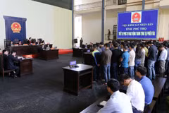 数万亿越盾的网络赌博大案正式开庭审理