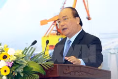 政府总理阮春福：推动国内贸易、进出口和工业生产领域朝着纵深方向发展
