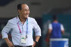 ASIAD 2018：韩国国家奥林匹克足球队主帅赞扬越南国奥队主帅朴桓绪