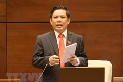 越南第十四届国会第五次会议：彻底遏制车辆超限超载违规现象