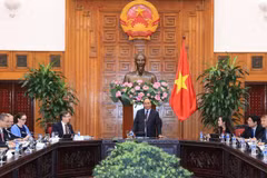 政府总理阮春福会见美国—东盟商务理事会代表团