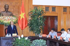 阮春福：凭借发展潜力和优势 寻找经济增长新动力