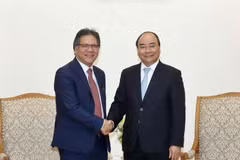 阮春福总理会见马来西亚首相署表现管理和传递单位总执行长。（图片来源：越通社）