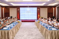 越南与中国海警就党政工作举行会谈。图自越通社
